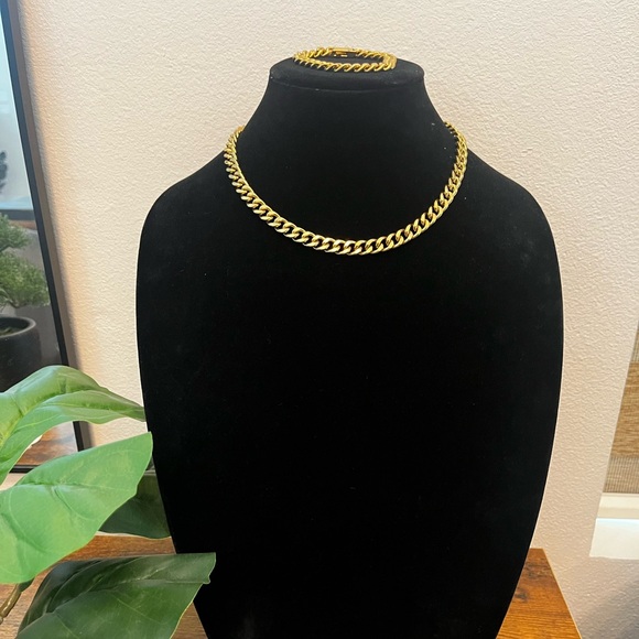 Stainless Steel 18K Gold Plated Necklace and Bracelet - Picture 3 of 6